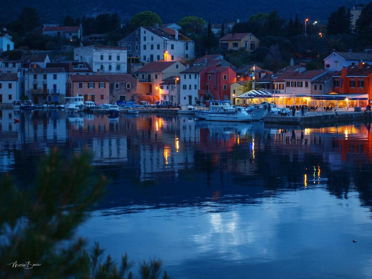 Amaryllis Residence, Apartment Diana & Deluxe Rooms With Shared Kitchen Veli Lošinj Εξωτερικό φωτογραφία